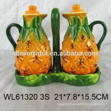 Hot sale ceramic vinegar bottle with pineapple design